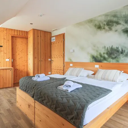 Jelka Pokljuka מלון 3*