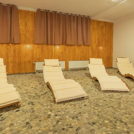 Jelka Pokljuka 3* Горельек