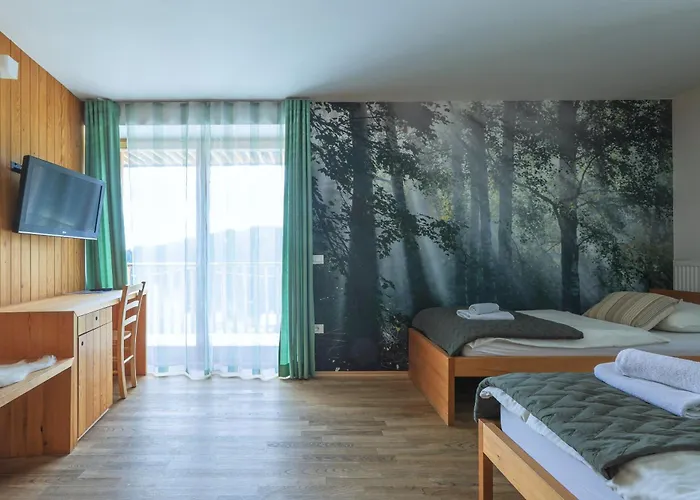 酒店 伯祖卡耶尔卡酒店 3*