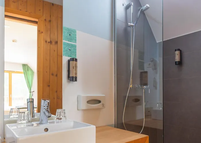 酒店 伯祖卡耶尔卡酒店